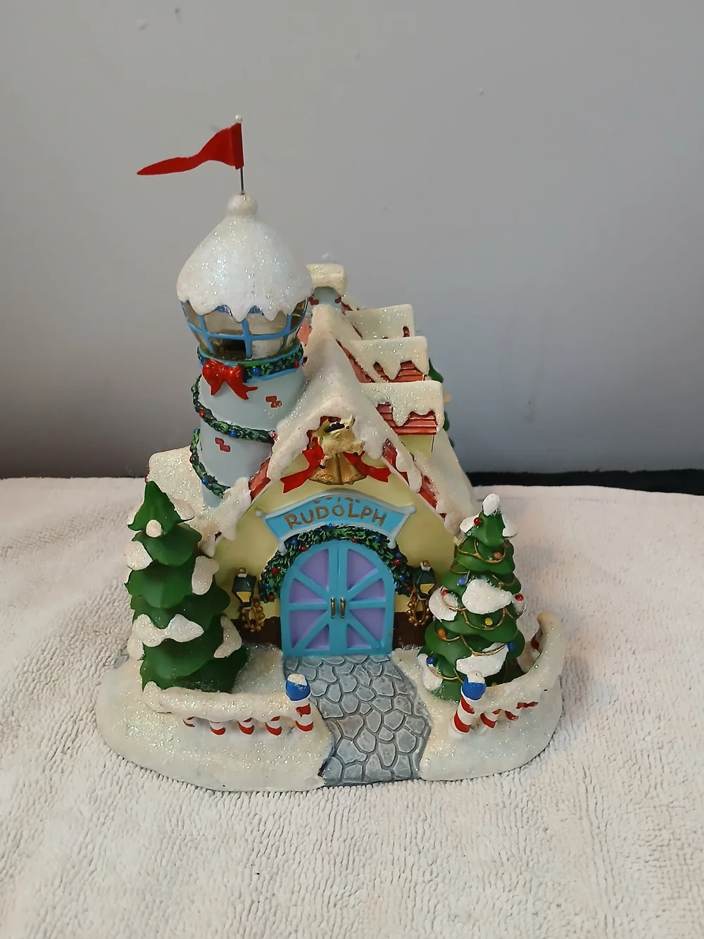 Unbranded Green & Cream Holiday Light-Up Village House